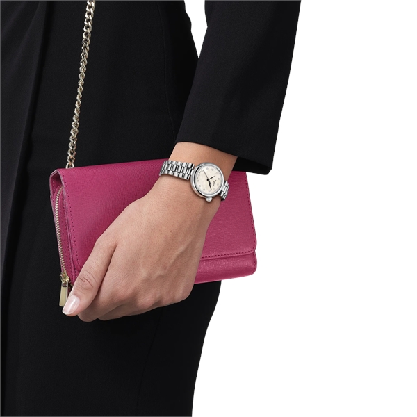 t152-010-11-116-00_wrist.png