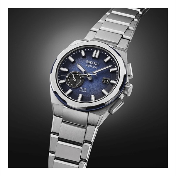 seiko-astron-ssj023j-solar-erkek-kol-saati-3.png